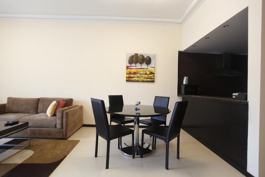 Al Jamila Suites Ghobeiry Exterior photo