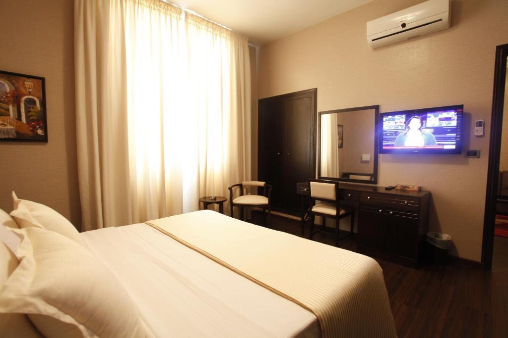 Al Jamila Suites Ghobeiry Exterior photo