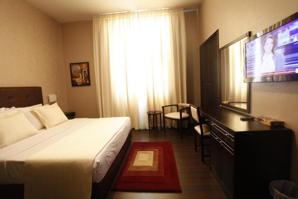 Al Jamila Suites Ghobeiry Exterior photo