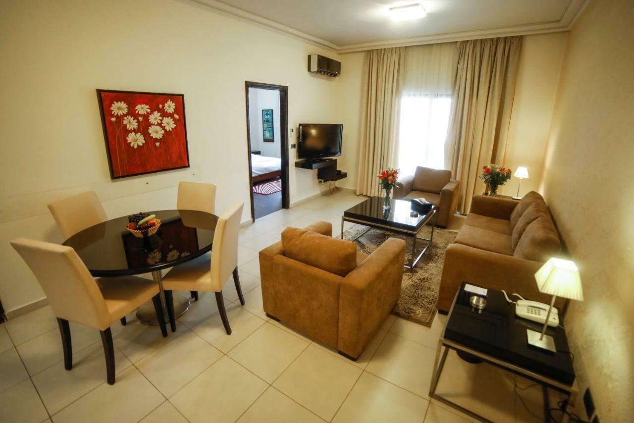Al Jamila Suites Ghobeiry Exterior photo