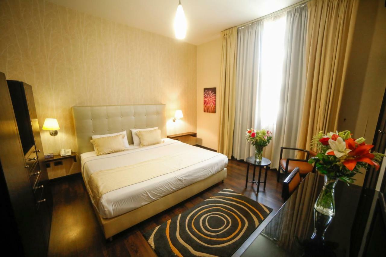 Al Jamila Suites Ghobeiry Exterior photo